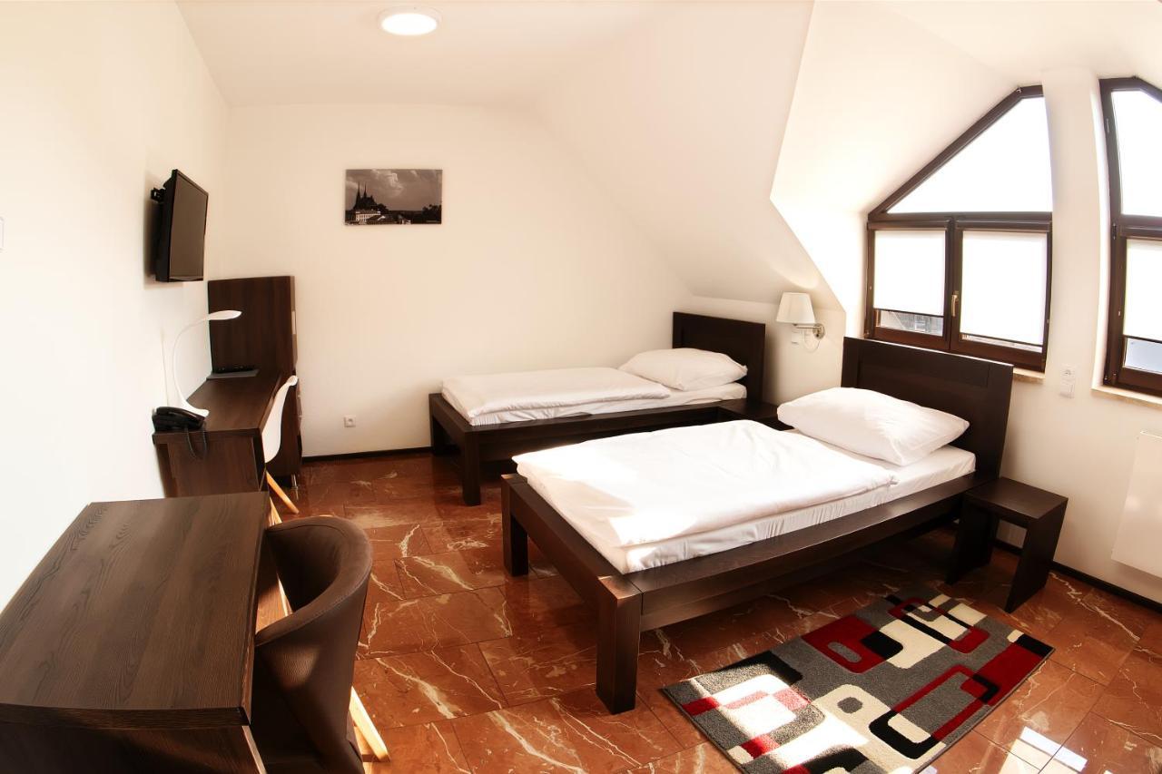 Hotel Slunecni Dvur Brno Extérieur photo