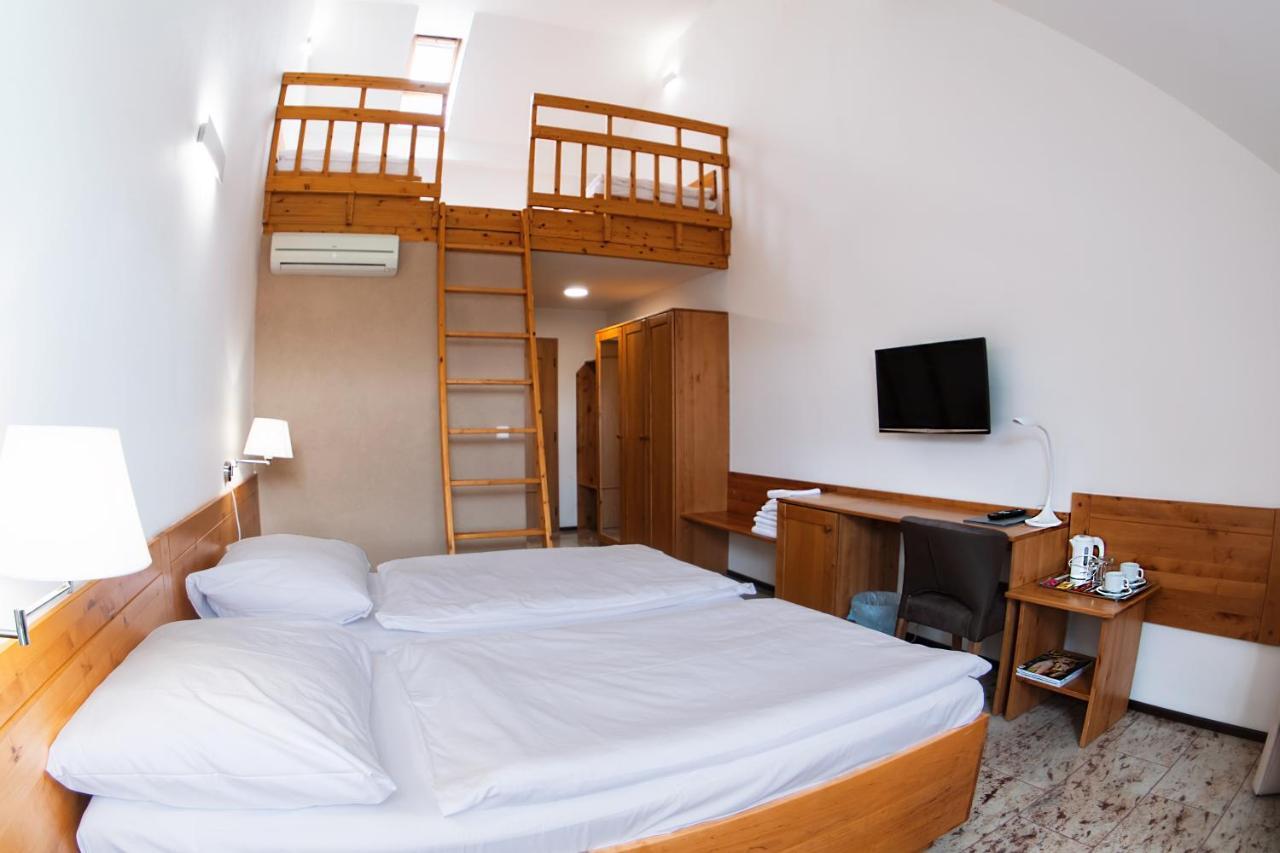 Hotel Slunecni Dvur Brno Extérieur photo